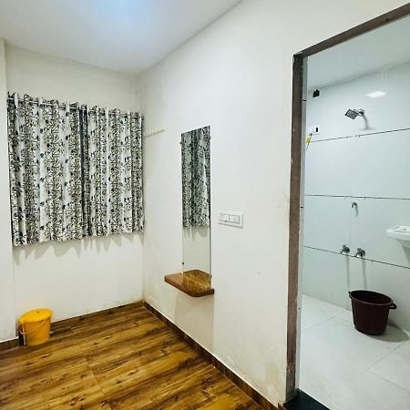 Patel Hotel & Guest House Shanor Exteriér fotografie